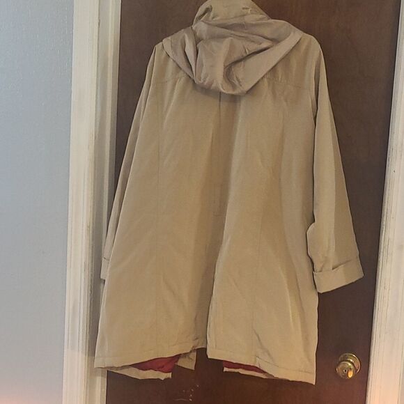 Basic Editions Lined Coat - Picture 3 of 7